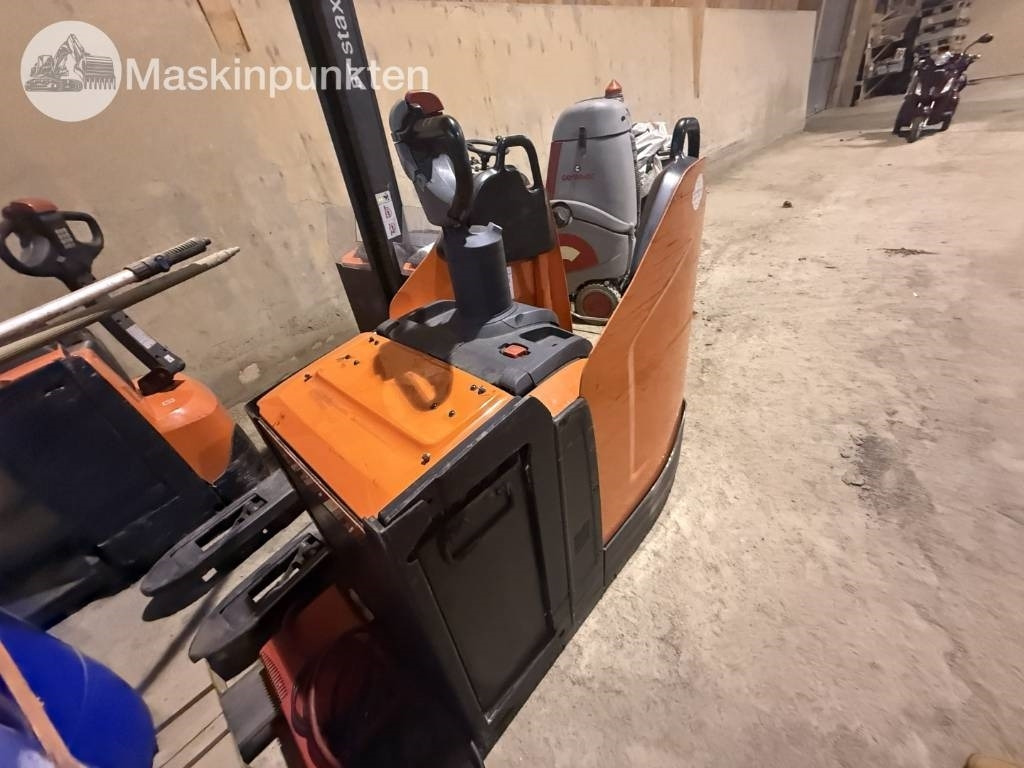 Toyota BT LPE 250 - Chariot élévateur électrique: photos 3 Toyota BT LPE 250 - Chariot élévateur électrique: photos 3