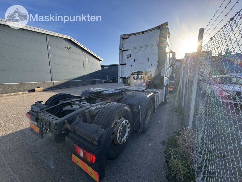 Mercedes-Benz Actros 963-4-C - Tracteur routier: photos 3 Mercedes-Benz Actros 963-4-C - Tracteur routier: photos 3