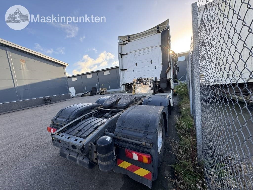 Mercedes-Benz Actros 963-4-D - Tracteur routier: photos 3 Mercedes-Benz Actros 963-4-D - Tracteur routier: photos 3