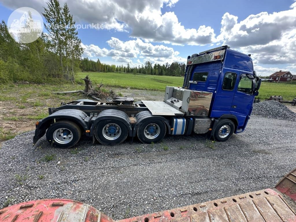 Volvo FH 16 700 - Tracteur routier: photos 4 Volvo FH 16 700 - Tracteur routier: photos 4