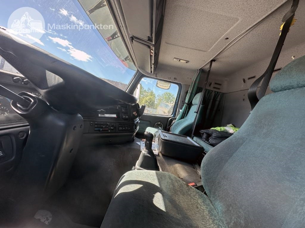 Tracteur routier Volvo FM 12 380: photos 10 Tracteur routier Volvo FM 12 380: photos 10