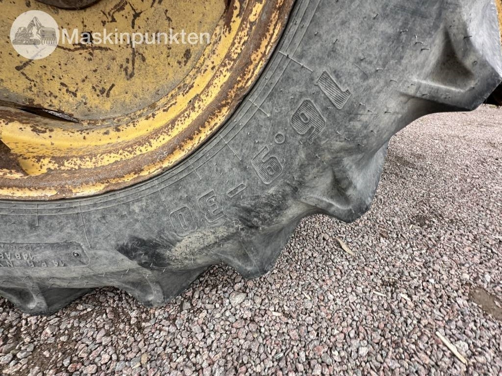 Chargeuse sur pneus Volvo BM 620: photos 13
