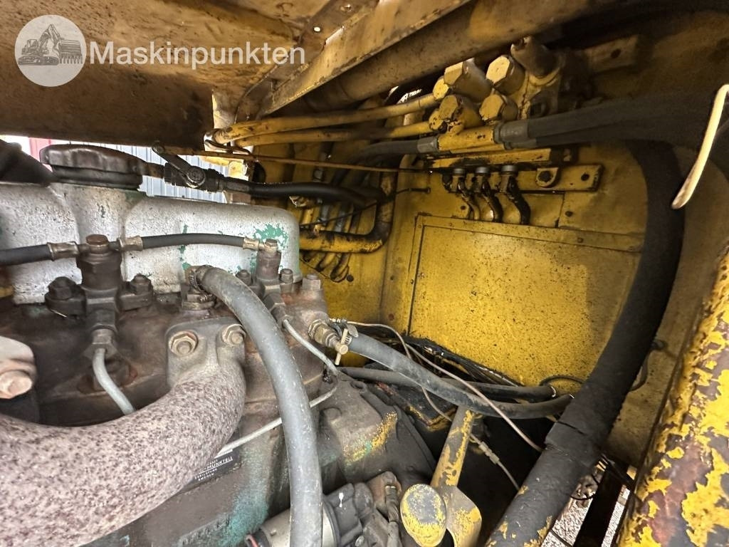 Chargeuse sur pneus Volvo BM 620: photos 24
