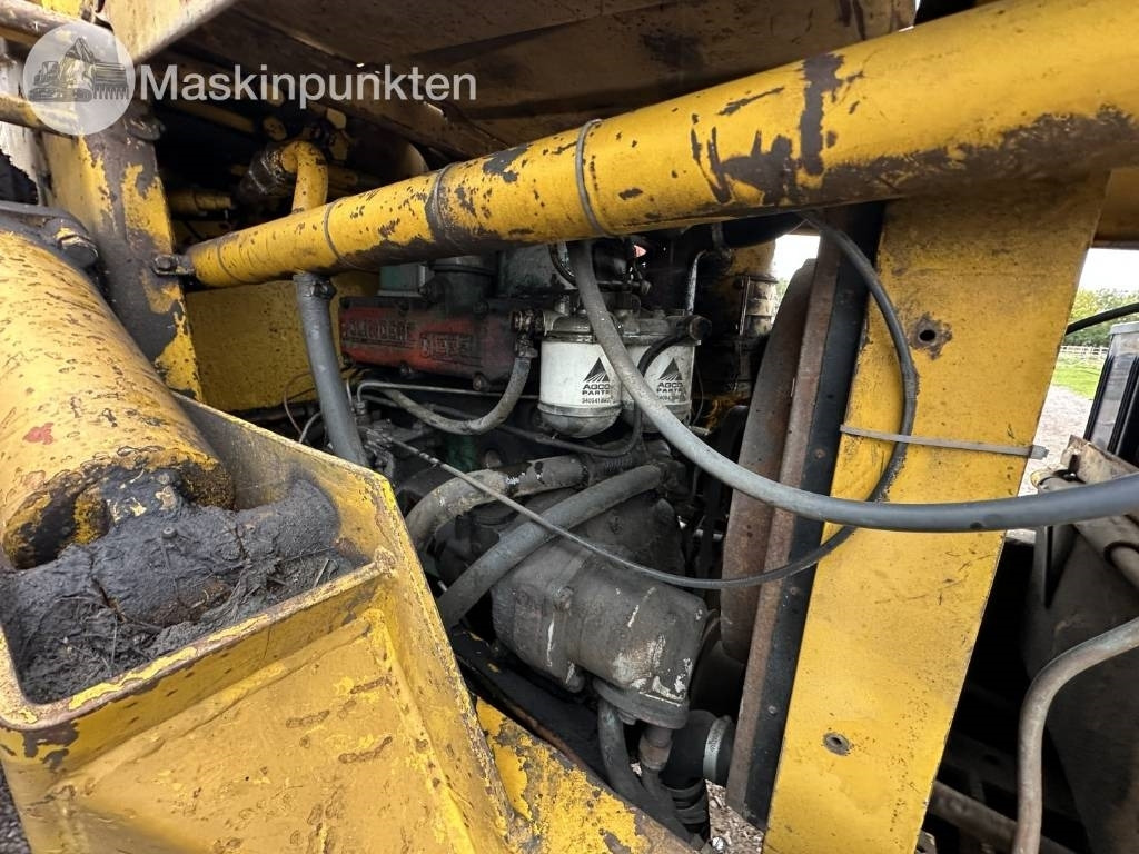 Chargeuse sur pneus Volvo BM 620: photos 21