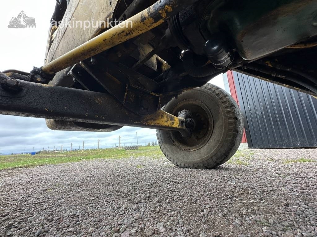 Chargeuse sur pneus Volvo BM 620: photos 25