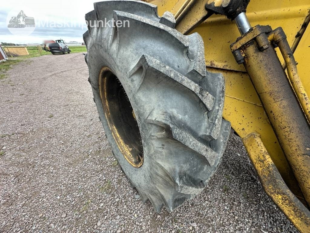 Chargeuse sur pneus Volvo BM 620: photos 18