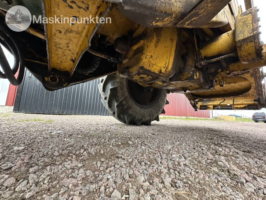 Chargeuse sur pneus Volvo BM 620: photos 26
