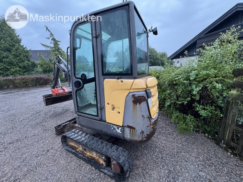 Volvo EC 18 C - Mini pelle: photos 2 Volvo EC 18 C - Mini pelle: photos 2