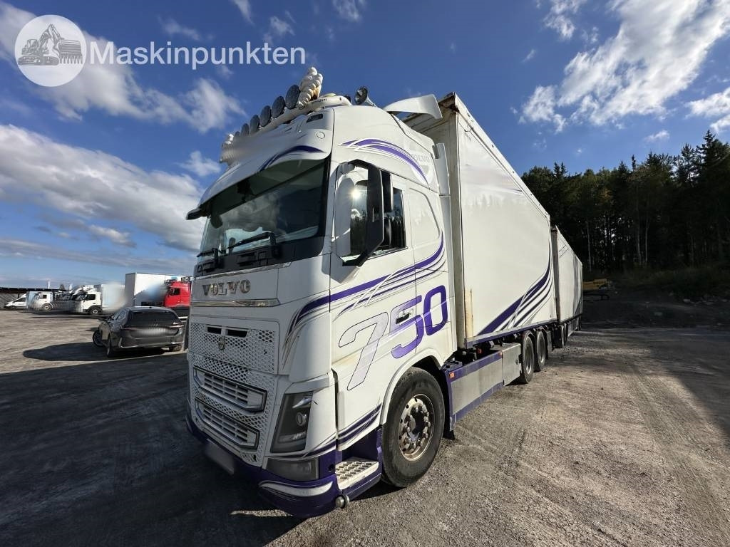 Volvo FH 16 750 - Camion fourgon: photos 2 Volvo FH 16 750 - Camion fourgon: photos 2