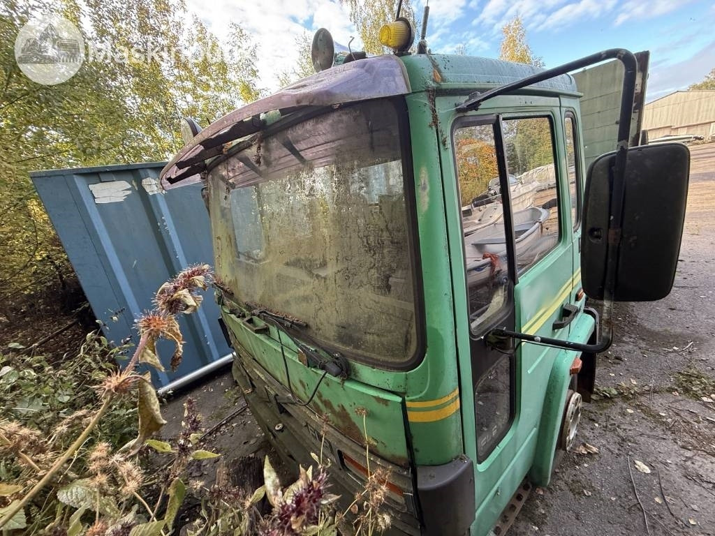 Volvo FL 611 - Camion benne: photos 2 Volvo FL 611 - Camion benne: photos 2