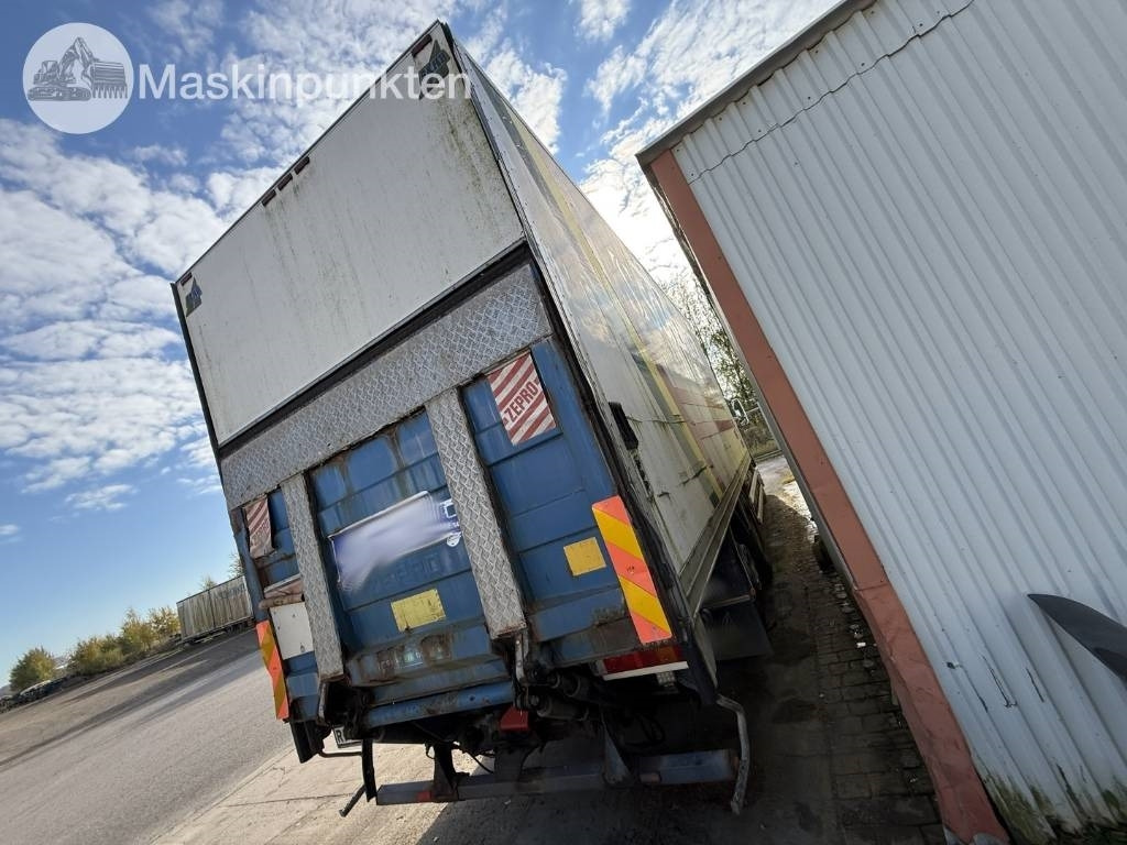 Volvo FM 12 - Camion fourgon: photos 4 Volvo FM 12 - Camion fourgon: photos 4