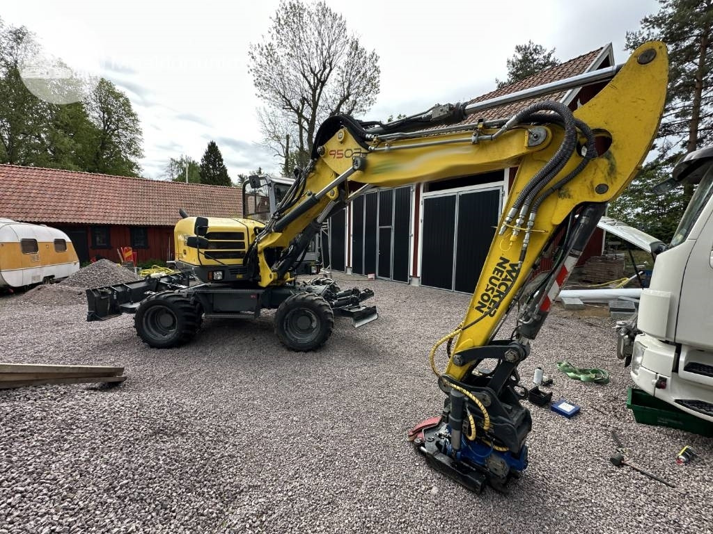 Wacker Neuson 9503 - Pelle sur pneus: photos 3 Wacker Neuson 9503 - Pelle sur pneus: photos 3