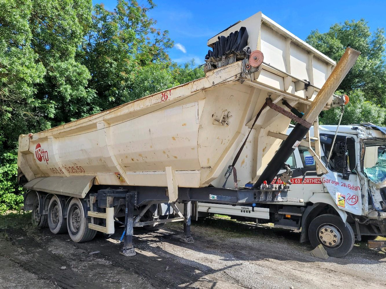 LOUAULT BENNE TP SR39 - Semi-remorque benne: photos 1 LOUAULT BENNE TP SR39 - Semi-remorque benne: photos 1