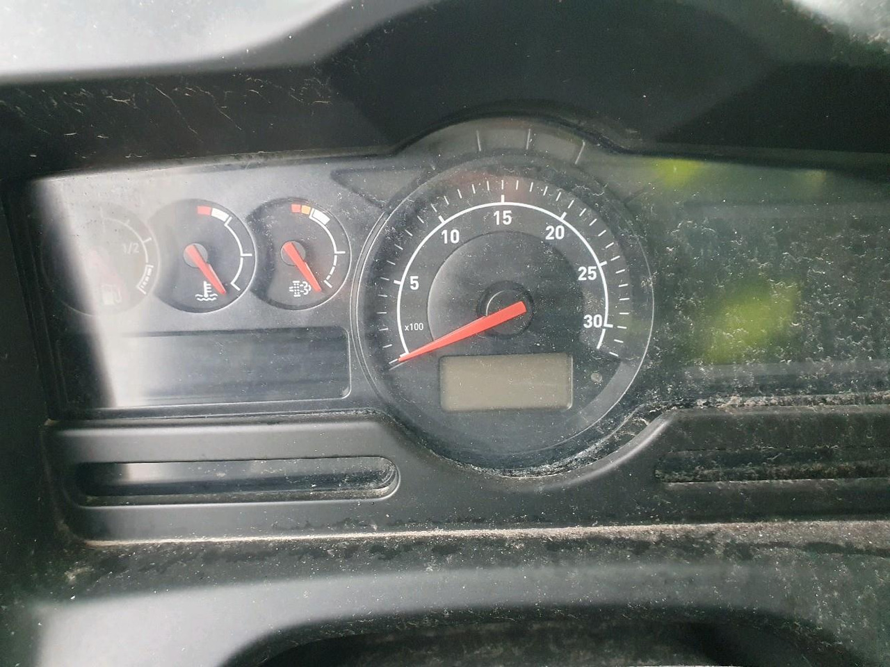 Camion fourgon RENAULT D 12 DTI 215: photos 16 Camion fourgon RENAULT D 12 DTI 215: photos 16