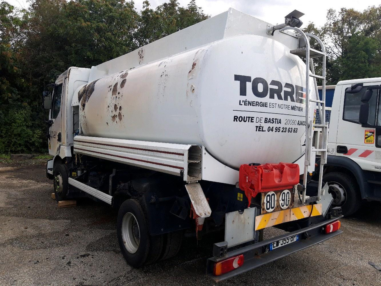 Crédit-bail de RENAULT MIDLUM CITERNE 7500 RENAULT MIDLUM CITERNE 7500: photos 7 Crédit-bail de RENAULT MIDLUM CITERNE 7500 RENAULT MIDLUM CITERNE 7500: photos 7