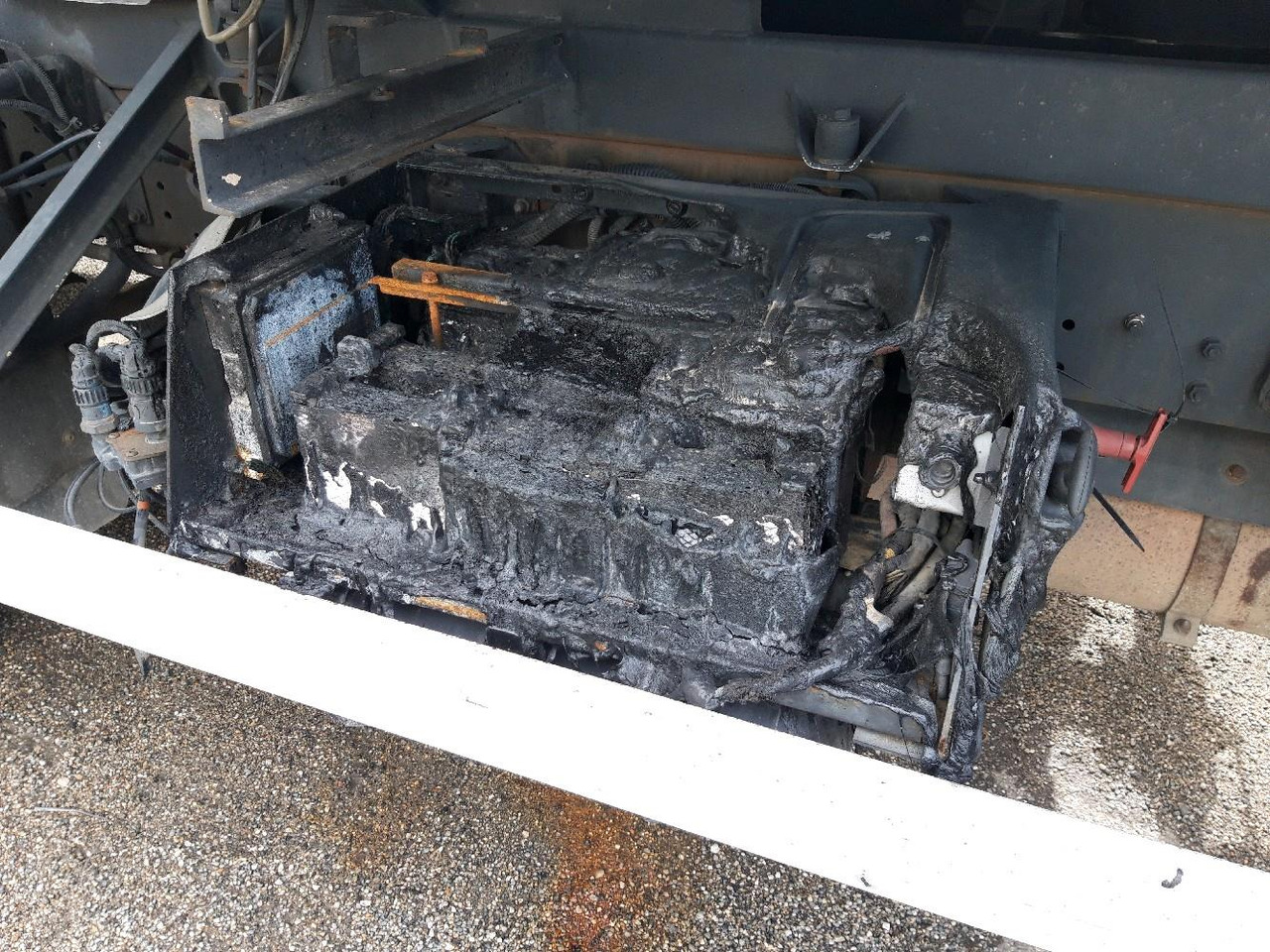 Crédit-bail de RENAULT MIDLUM CITERNE 7500 RENAULT MIDLUM CITERNE 7500: photos 18 Crédit-bail de RENAULT MIDLUM CITERNE 7500 RENAULT MIDLUM CITERNE 7500: photos 18