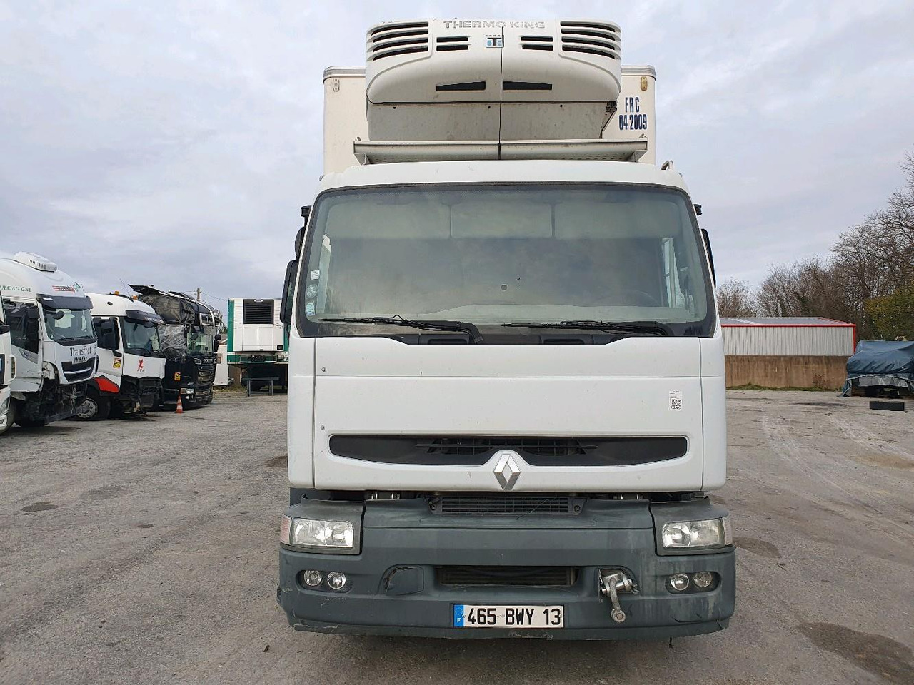 RENAULT PREMIUM - Camion frigorifique: photos 2 RENAULT PREMIUM - Camion frigorifique: photos 2