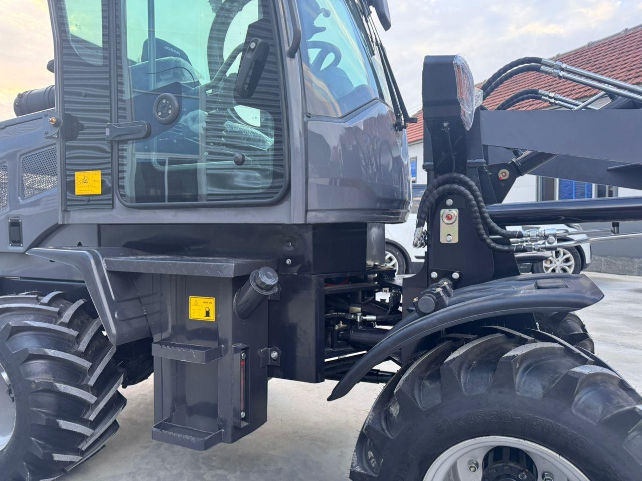 Josan S22 VL - Chargeuse sur pneus: photos 5 Josan S22 VL - Chargeuse sur pneus: photos 5