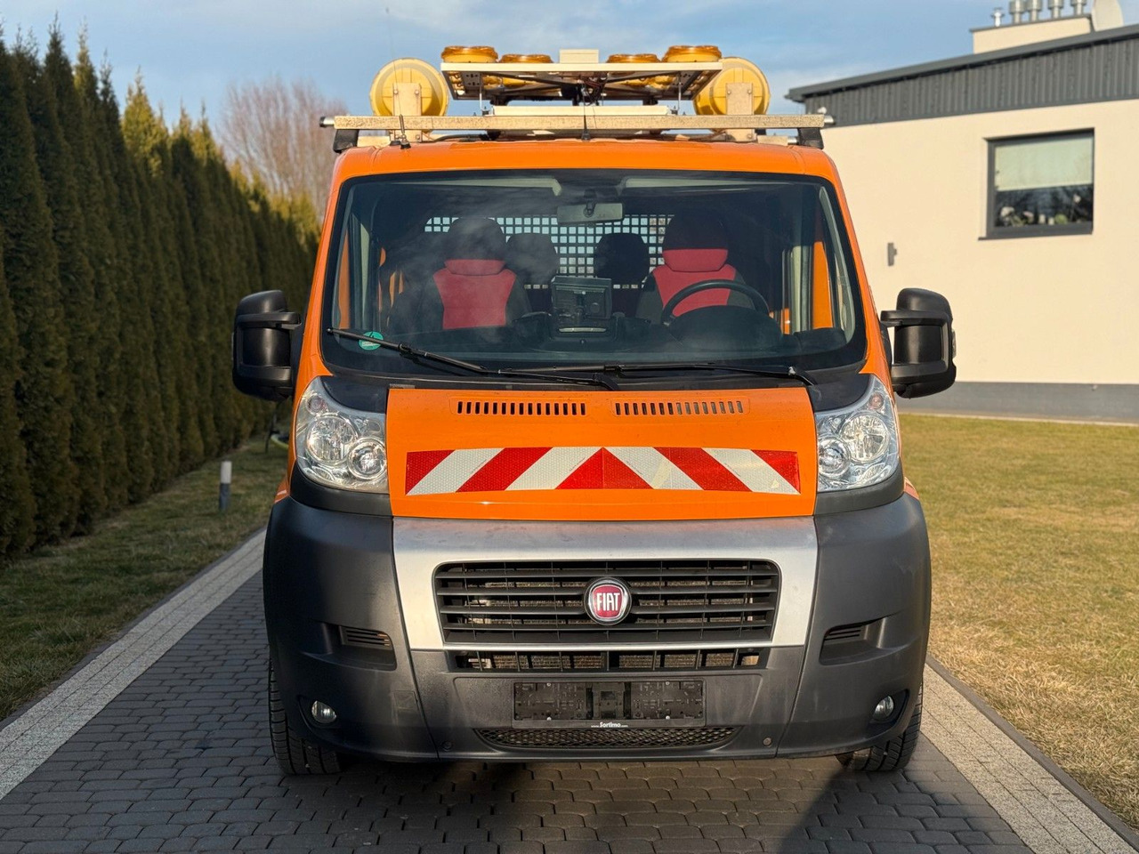 Fiat DUCATO WEBASTO DOPPLECABINE 7 SEAT - Utilitaire plateau: photos 2 Fiat DUCATO WEBASTO DOPPLECABINE 7 SEAT - Utilitaire plateau: photos 2