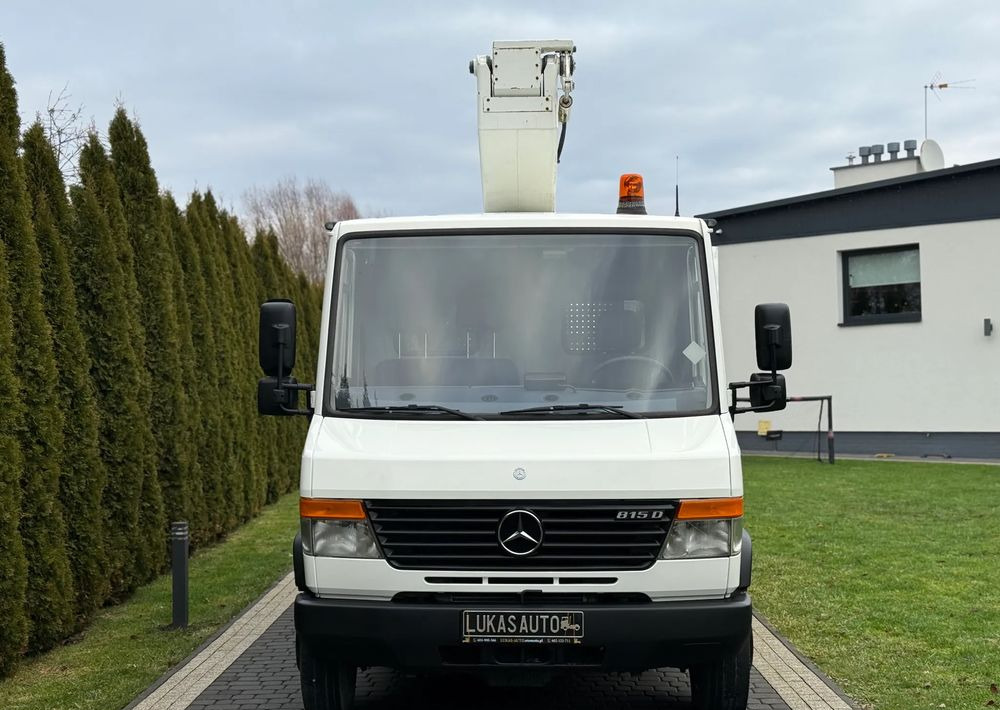 Mercedes-Benz VARIO 815D 17 M - Camion avec nacelle: photos 2 Mercedes-Benz VARIO 815D 17 M - Camion avec nacelle: photos 2