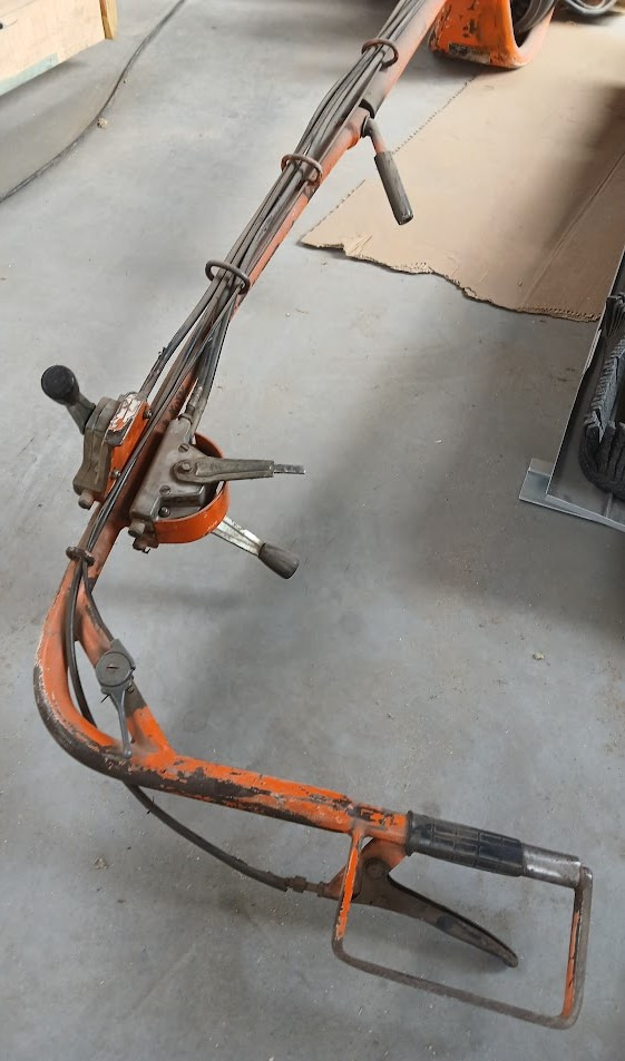 Berky - Broyeur d'accotement: photos 1 Berky - Broyeur d'accotement: photos 1