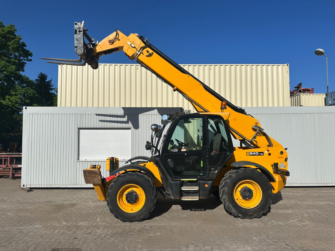 JCB 540-140 /2017 BJ /14M/4 T /3.584 Bh - Chariot télescopique: photos 2 JCB 540-140 /2017 BJ /14M/4 T /3.584 Bh - Chariot télescopique: photos 2