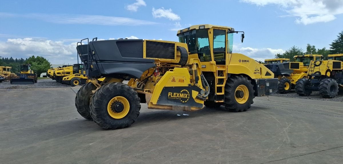 BOMAG DE RS 500 Stage IV/Tier 4f - Travaux routiers: photos 1 BOMAG DE RS 500 Stage IV/Tier 4f - Travaux routiers: photos 1