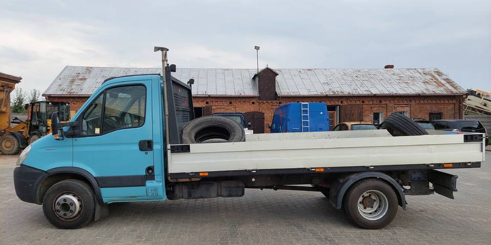 Iveco Daily 65C17 silnik 3.0 skrzynia automat - Utilitaire plateau: photos 2 Iveco Daily 65C17 silnik 3.0 skrzynia automat - Utilitaire plateau: photos 2