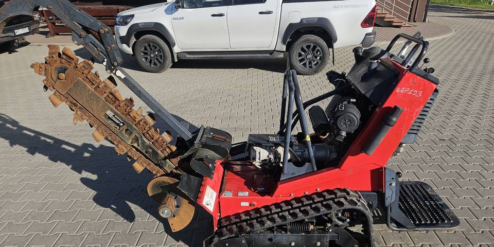 Koparka łańcuchowa Barreto 20RTK E2024TK baretto - Trancheuse: photos 1 Koparka łańcuchowa Barreto 20RTK E2024TK baretto - Trancheuse: photos 1