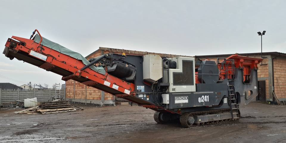 Kruszarka szczękowa Sandvik QJ241 2014 Extec - Concasseur à mâchoires: photos 1 Kruszarka szczękowa Sandvik QJ241 2014 Extec - Concasseur à mâchoires: photos 1