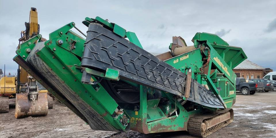 Przesiewacz McCloskey R70 16 ton 3 frakcje - Crible: photos 2 Przesiewacz McCloskey R70 16 ton 3 frakcje - Crible: photos 2