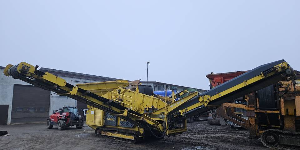 Przesiewacz mobilny Keestrack Combo 17t - Crible: photos 1 Przesiewacz mobilny Keestrack Combo 17t - Crible: photos 1