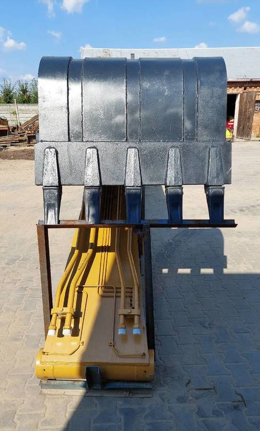 Ramie long reach 16,5m z łyżką do koparki Caterpillar/Hitachi - Flèche pour Pelle: photos 3 Ramie long reach 16,5m z łyżką do koparki Caterpillar/Hitachi - Flèche pour Pelle: photos 3