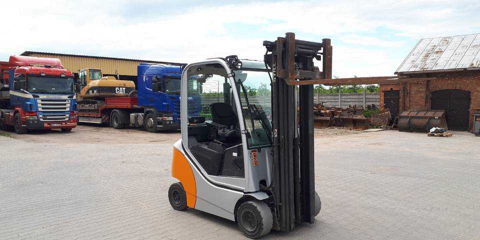 Wózek widłowy Still RX70-20 triplex przesuw - Chariot élévateur à gaz: photos 4 Wózek widłowy Still RX70-20 triplex przesuw - Chariot élévateur à gaz: photos 4