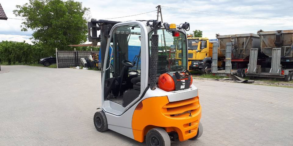 Wózek widłowy Still RX70-20 triplex przesuw - Chariot élévateur à gaz: photos 2 Wózek widłowy Still RX70-20 triplex przesuw - Chariot élévateur à gaz: photos 2