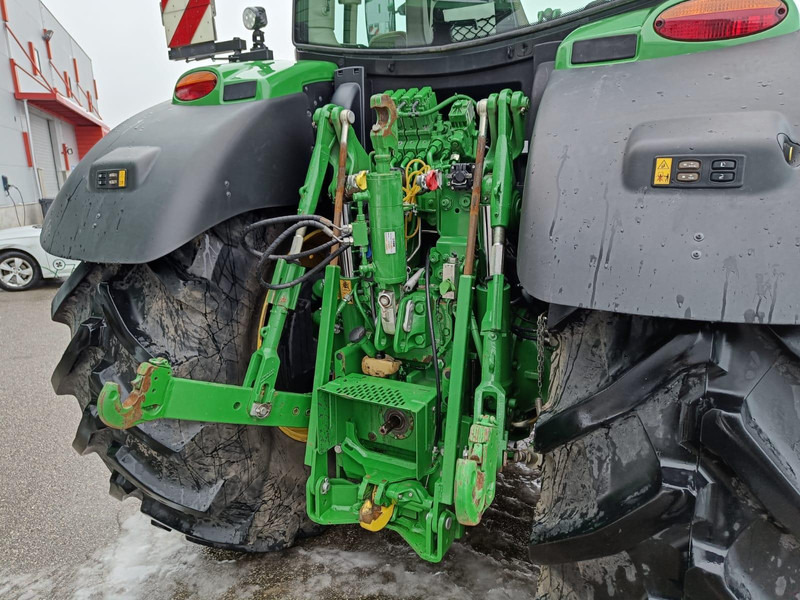 Crédit-bail de John Deere 6215R John Deere 6215R: photos 9