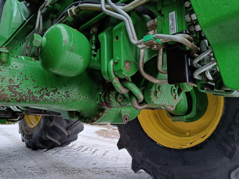 Tracteur agricole John Deere 6215R: photos 12