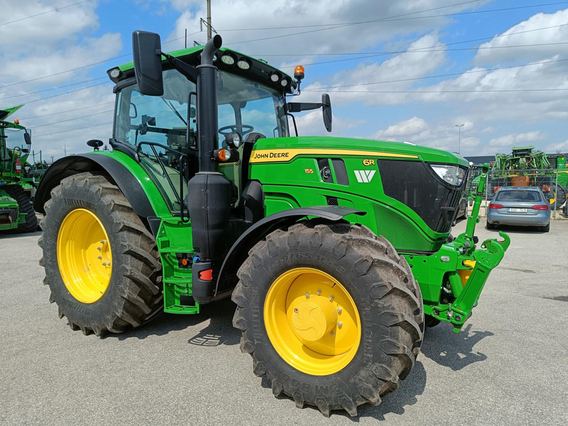 John Deere 6R 155 Autopower - Tracteur agricole: photos 1 John Deere 6R 155 Autopower - Tracteur agricole: photos 1