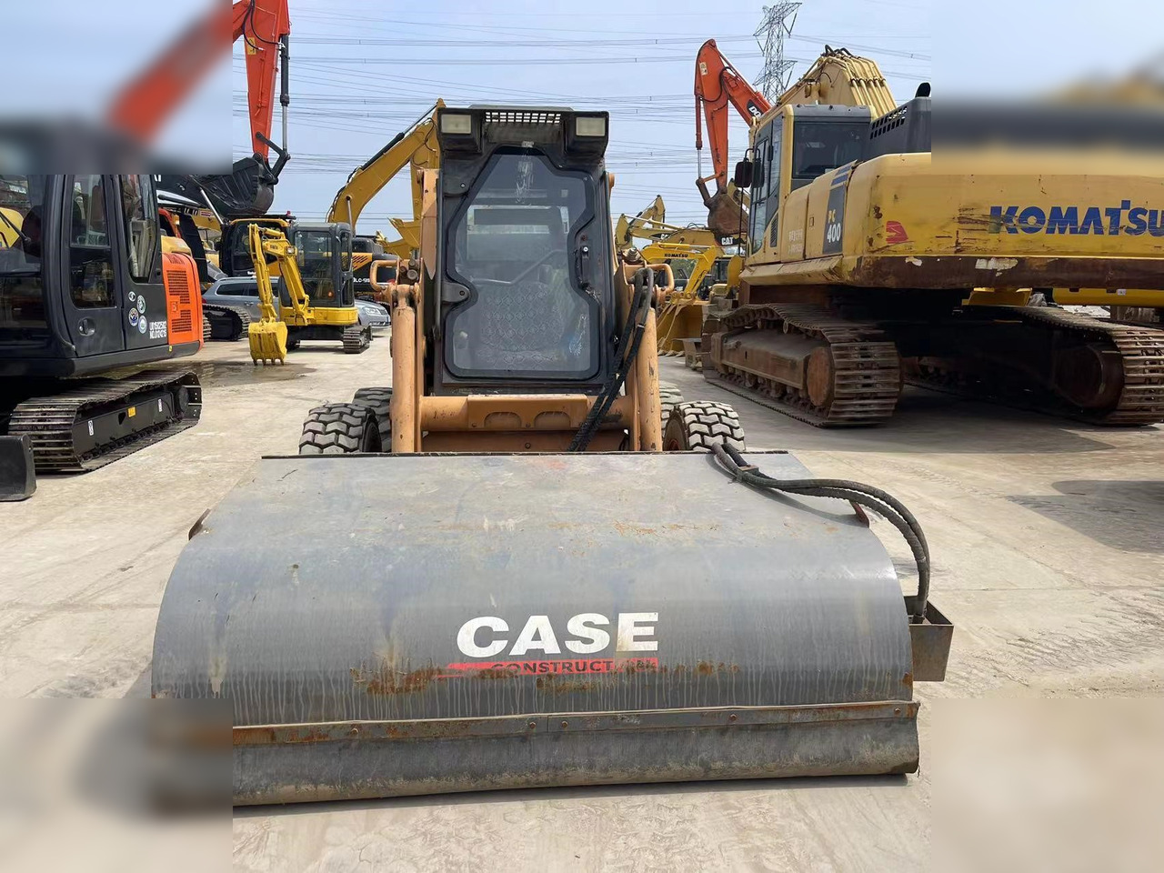 CASE 85XT - Mini chargeuse: photos 4 CASE 85XT - Mini chargeuse: photos 4