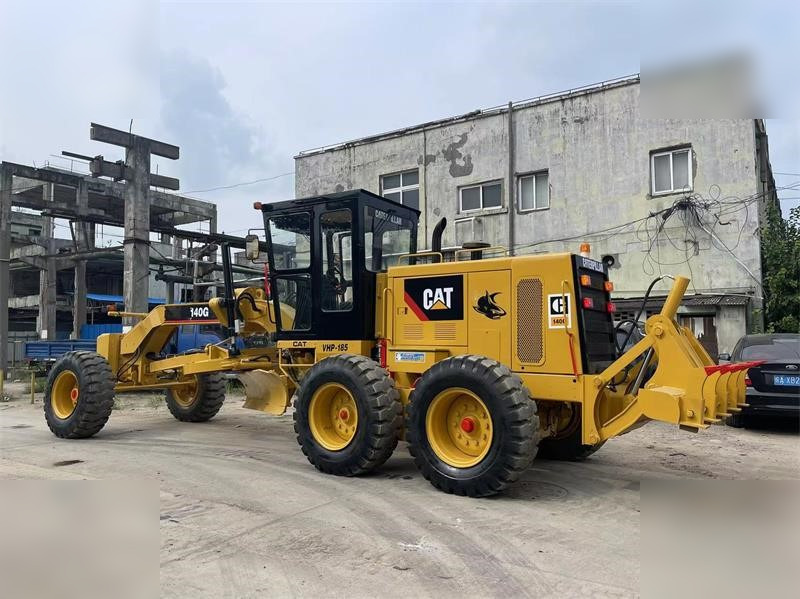 CATERPILLAR 140G - Niveleuse: photos 3 CATERPILLAR 140G - Niveleuse: photos 3
