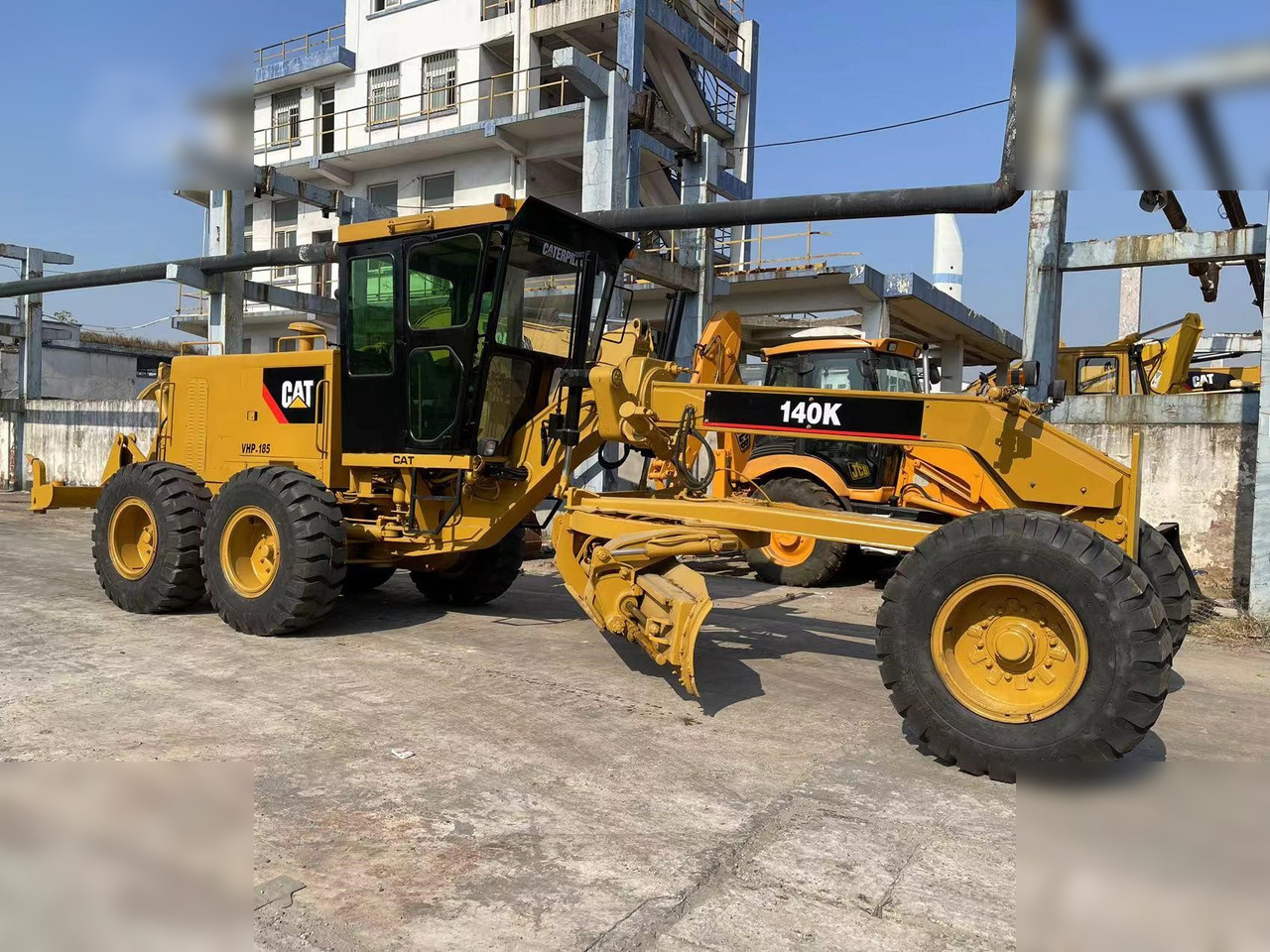 CATERPILLAR 140K - Niveleuse: photos 1 CATERPILLAR 140K - Niveleuse: photos 1