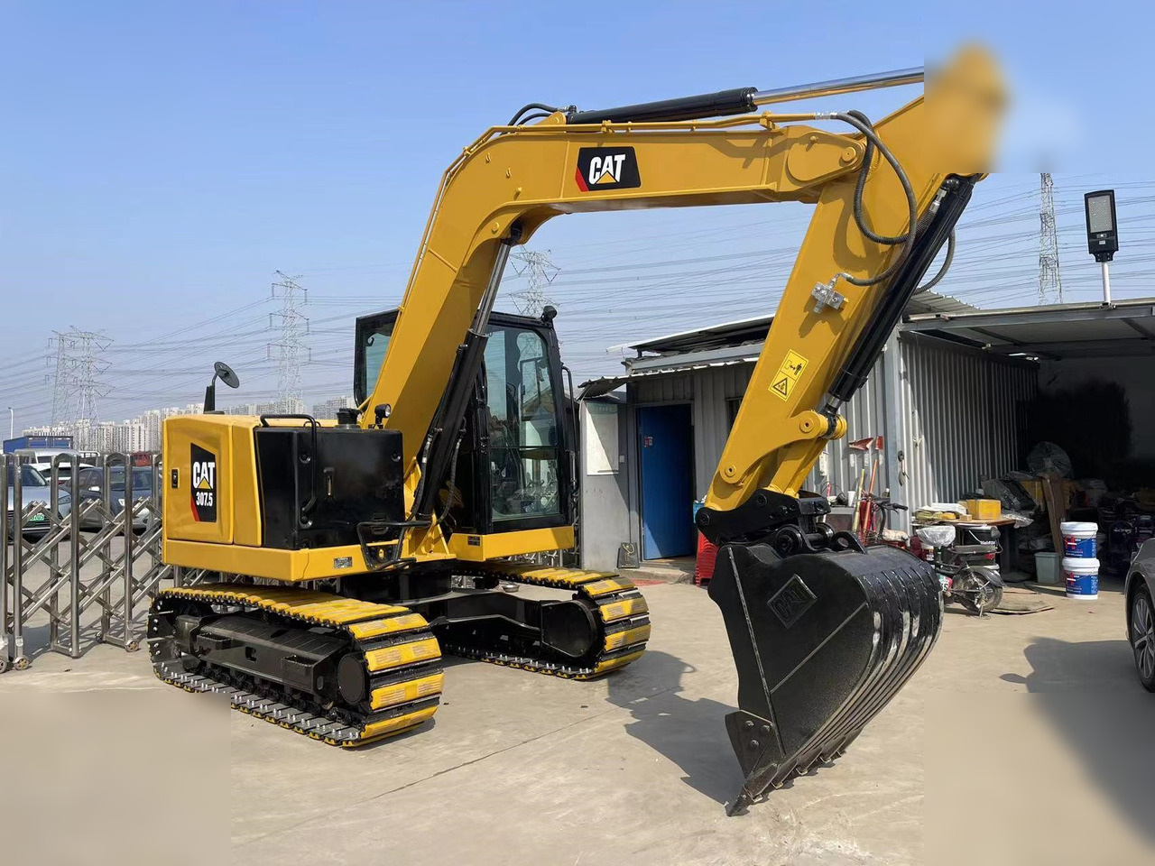 CATERPILLAR 307.5 - Pelle sur chenille: photos 4 CATERPILLAR 307.5 - Pelle sur chenille: photos 4