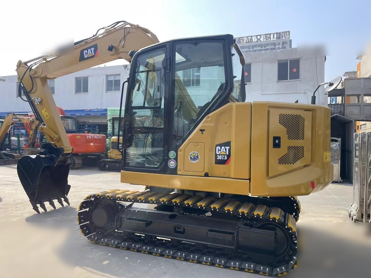 CATERPILLAR 307.5 - Pelle sur chenille: photos 2 CATERPILLAR 307.5 - Pelle sur chenille: photos 2