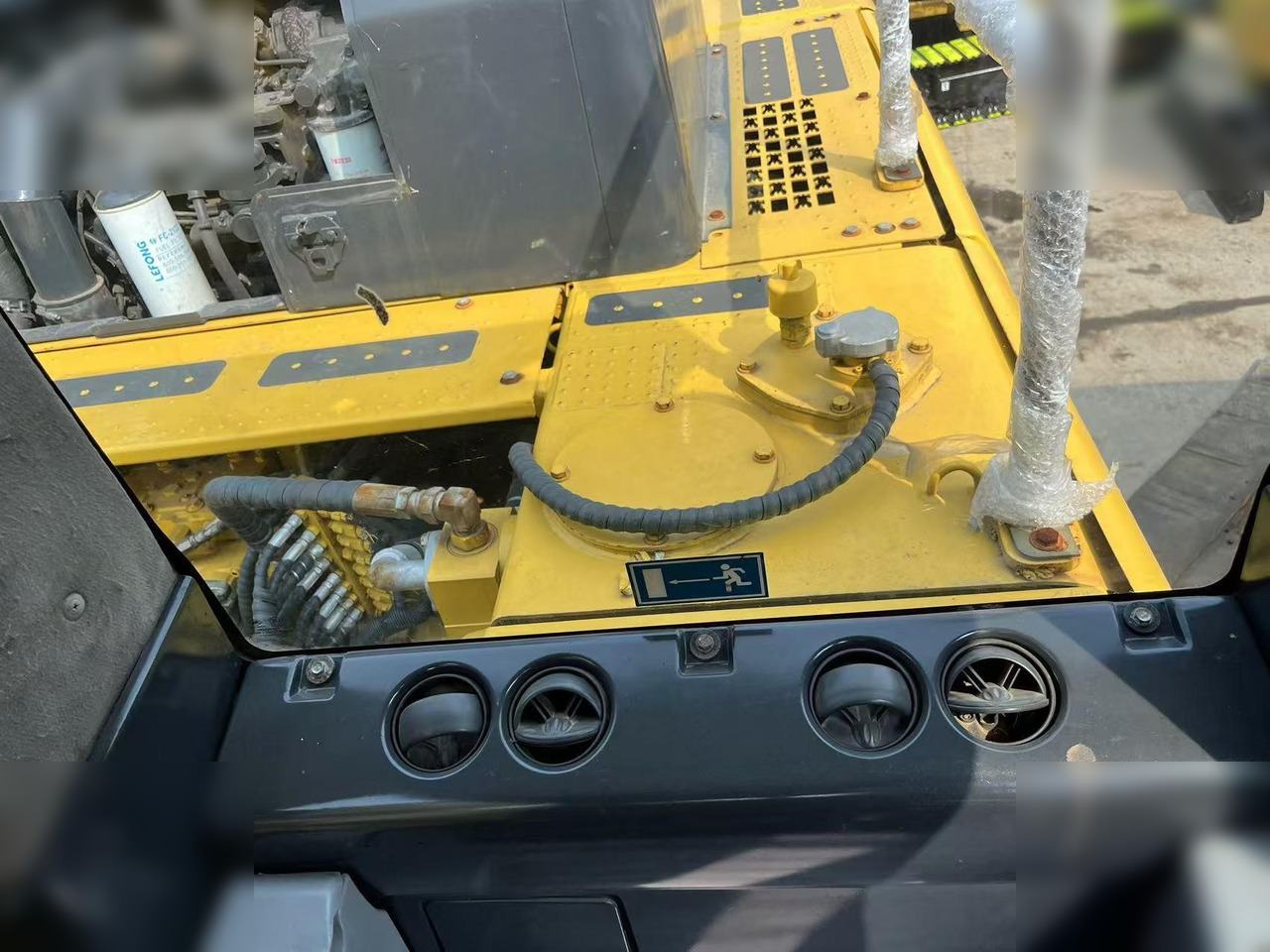 CATERPILLAR 312D2 GC - Pelle sur chenille: photos 5 CATERPILLAR 312D2 GC - Pelle sur chenille: photos 5