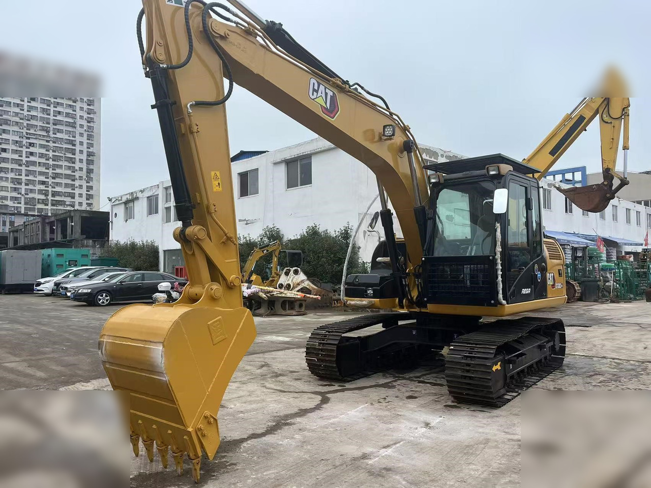 CATERPILLAR 313D2 GC - Pelle sur chenille: photos 5 CATERPILLAR 313D2 GC - Pelle sur chenille: photos 5