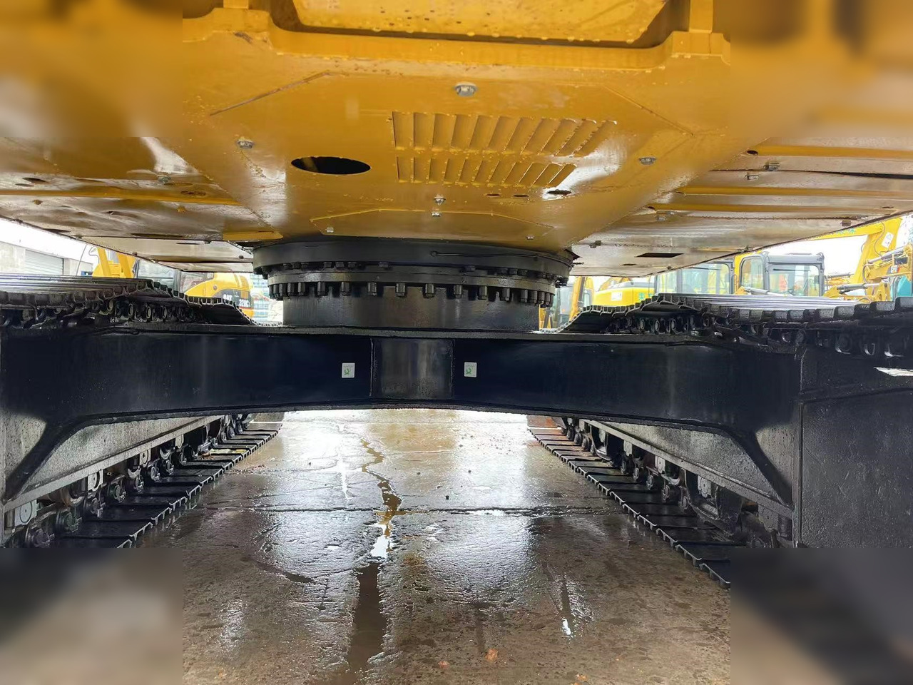 CATERPILLAR 320CL - Pelle sur chenille: photos 3 CATERPILLAR 320CL - Pelle sur chenille: photos 3