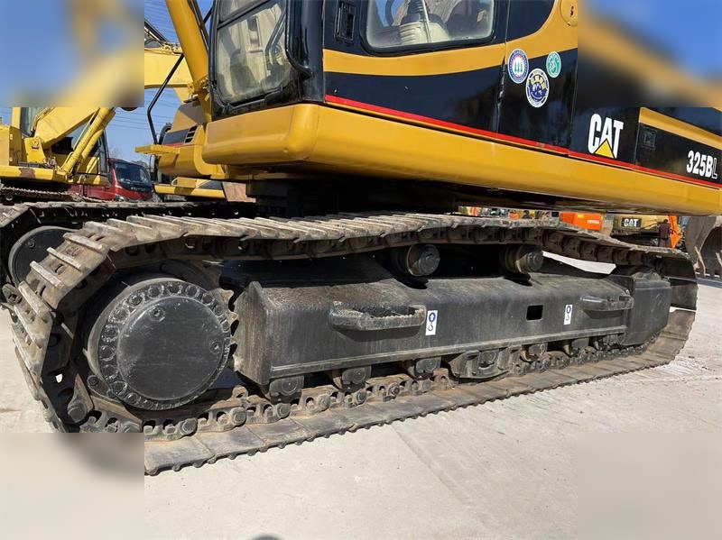 CATERPILLAR 325BL - Pelle sur chenille: photos 3 CATERPILLAR 325BL - Pelle sur chenille: photos 3