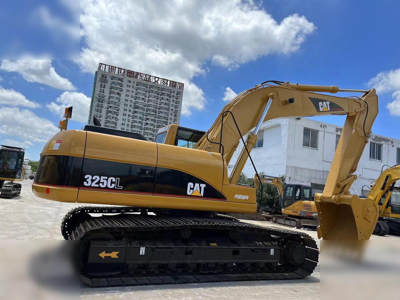 CATERPILLAR 325CL - Pelle sur chenille: photos 2 CATERPILLAR 325CL - Pelle sur chenille: photos 2