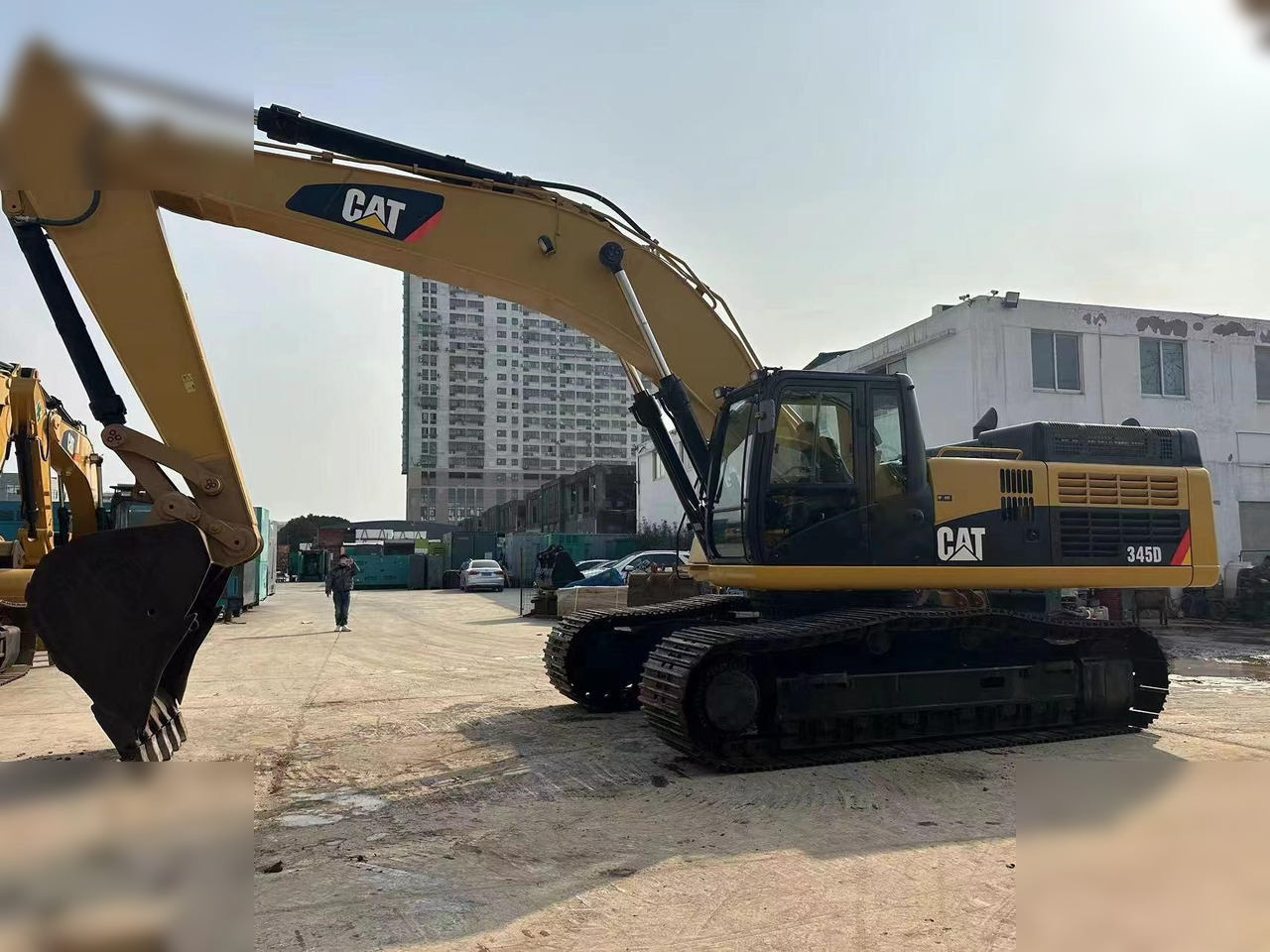 CATERPILLAR 345D - Pelle sur chenille: photos 1 CATERPILLAR 345D - Pelle sur chenille: photos 1
