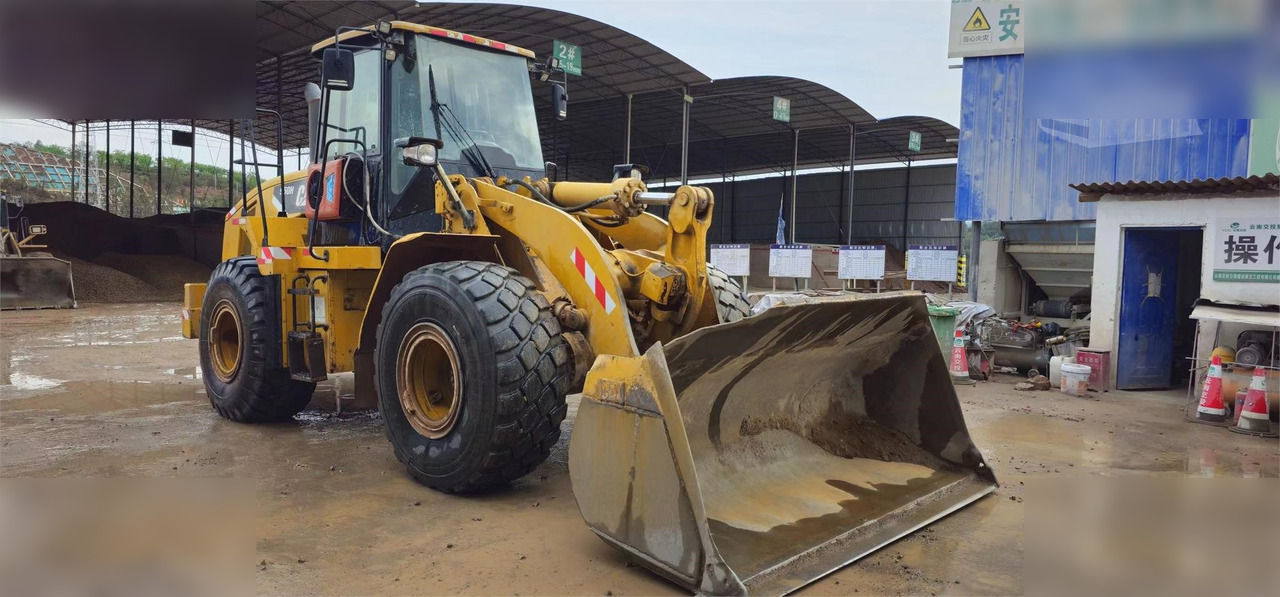CATERPILLAR 950H - Chargeuse sur pneus: photos 1 CATERPILLAR 950H - Chargeuse sur pneus: photos 1